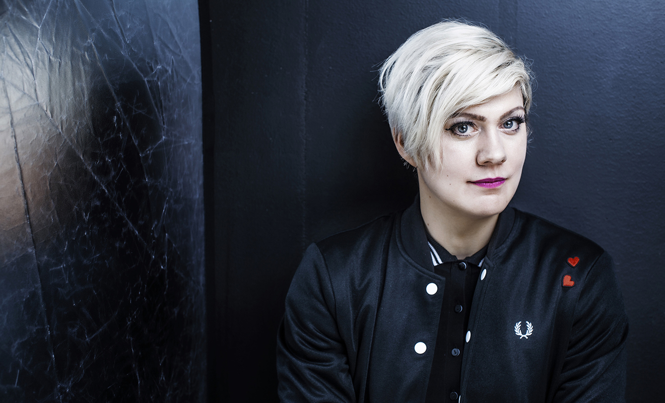 ”Självkritik är farligt när man skriver”