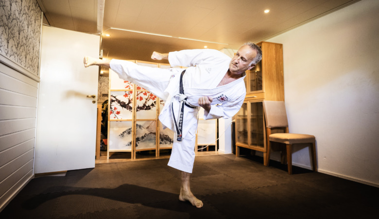 Nicklas Krona tränar åter karate själv, och är tränare åt barn och ungdomar. Foto: Magnus Lejhall