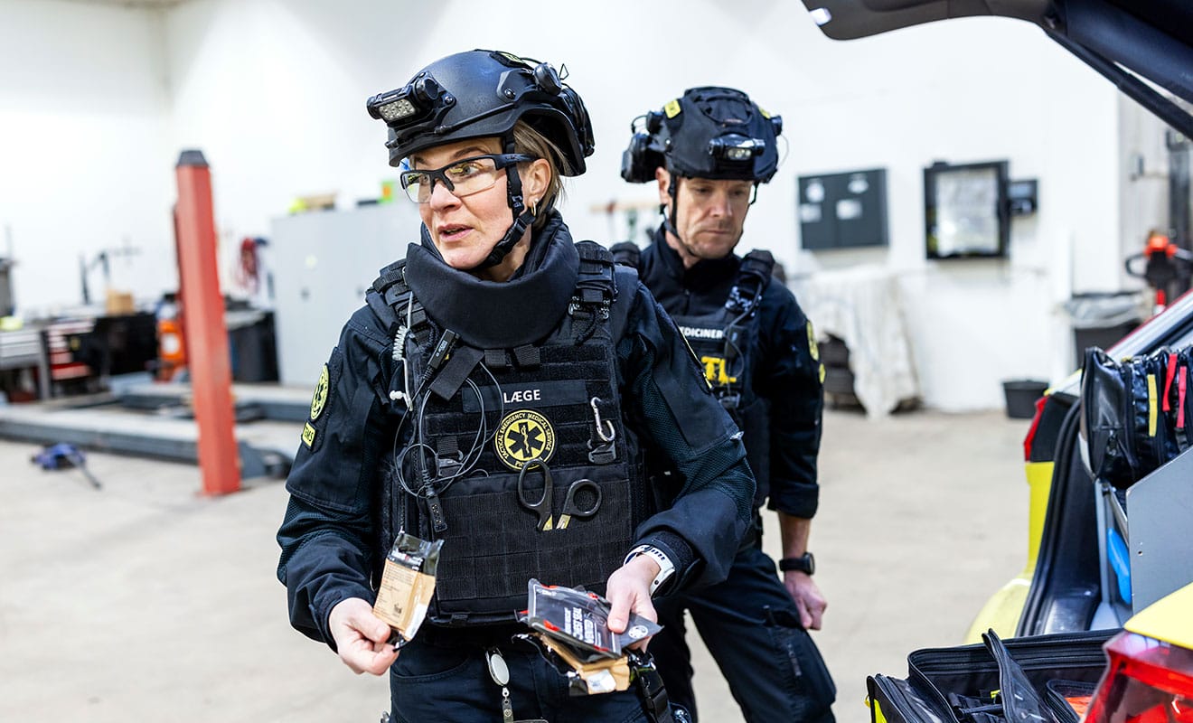 Rustade för det värsta – så arbetar dansk sjukvård i osäkra miljöer