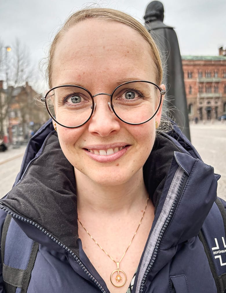 Porträttbild av specialistsjuksköterska Emma Johansson