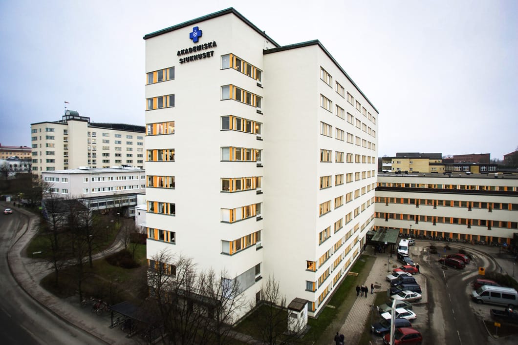 Rättegång om dödsfall på Akademiska skjuts upp – nya bevis i fallet