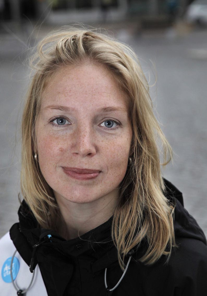 Förtroendevalda i protestmarsch mot dåliga löner i Uppsala
