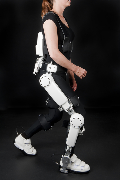 Danderyds sjukhus testar robotdräkt för gångrehabilitering efter stroke