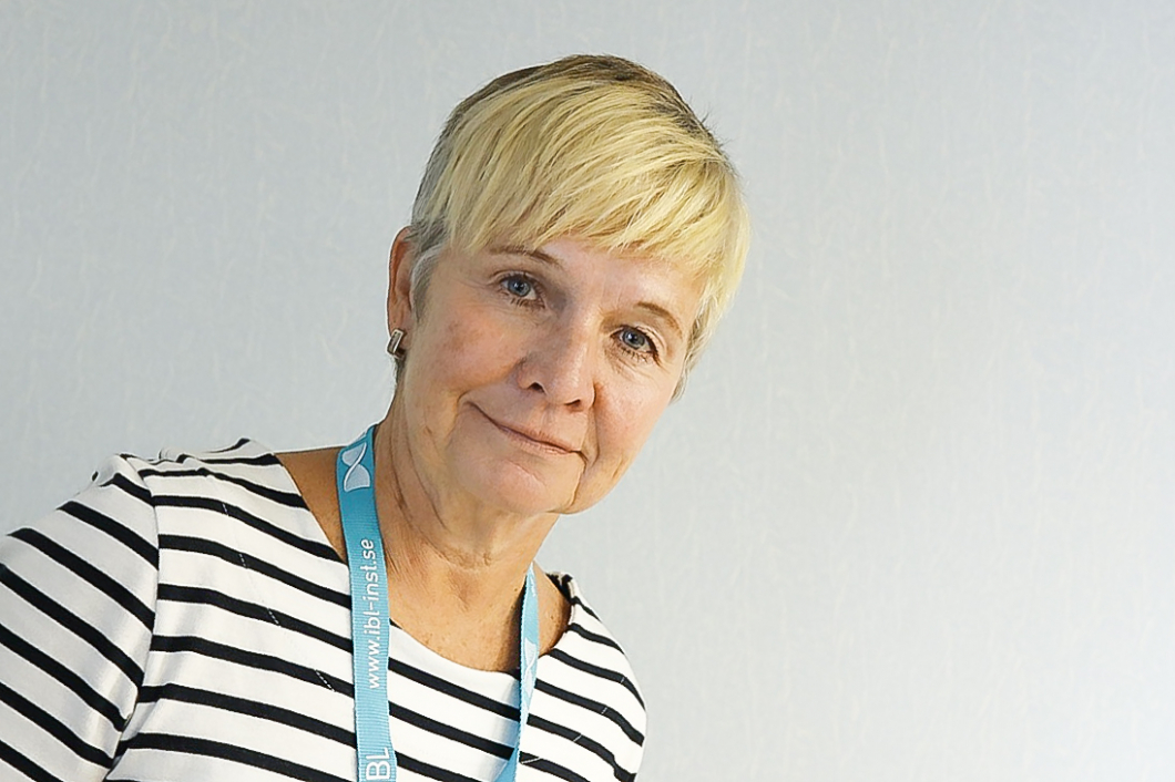 Hon är kommunens egen biomedicinska analytiker