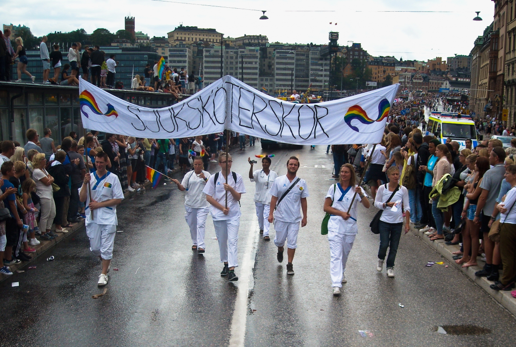Få gaysyrror i årets Prideparad