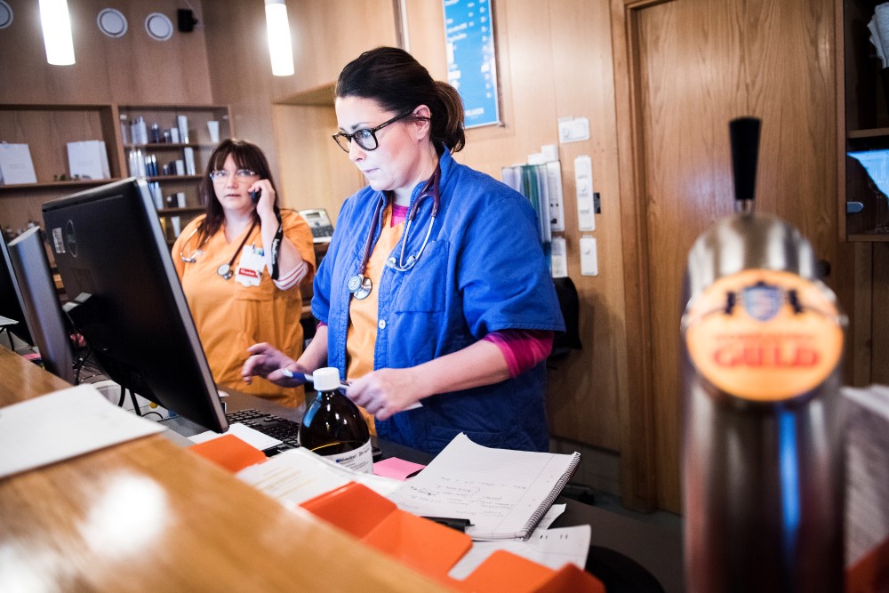 Fjällhotellets bardisk blev reception